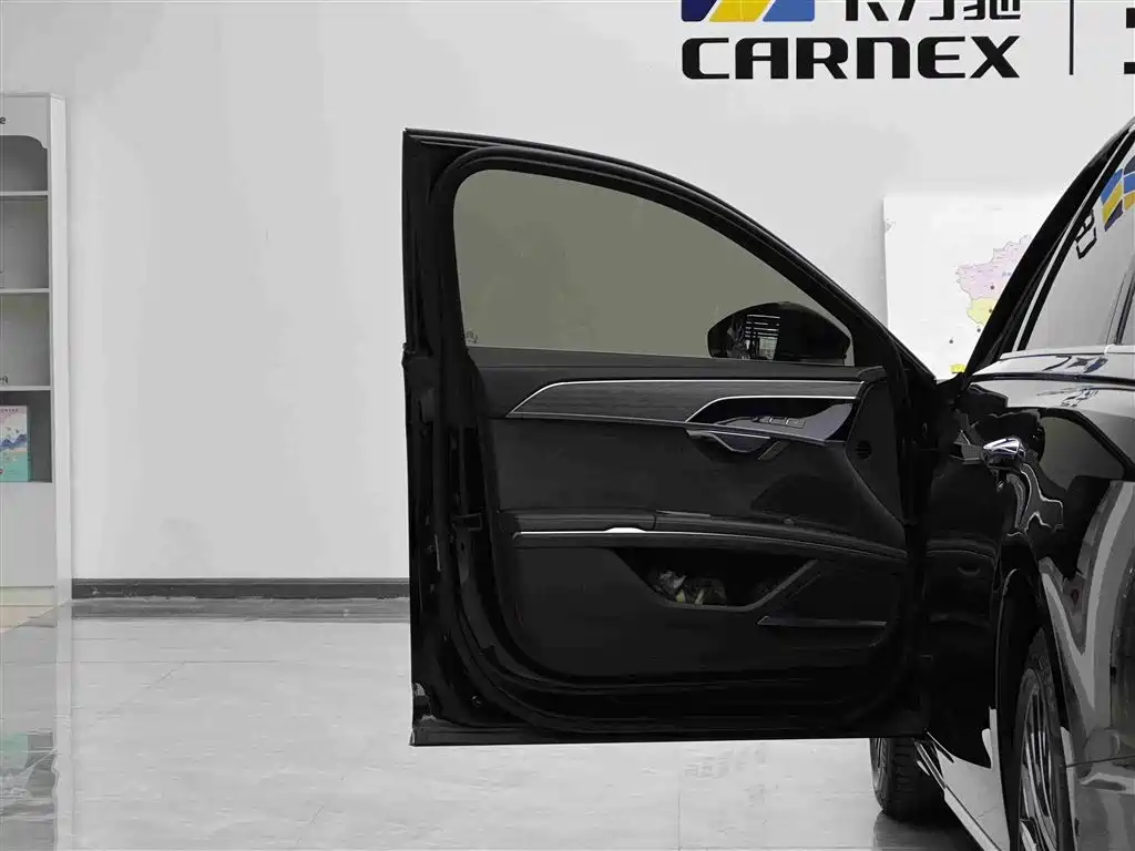 Audi A8 2023 A8L 55 TFSI quattro flagship model купить на сайте DeffCars