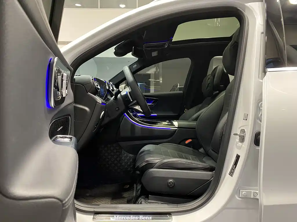 Mercedes-Benz GLC 2024 GLC 260 L 4MATIC luxury model 5 seats купить на сайте DeffCars