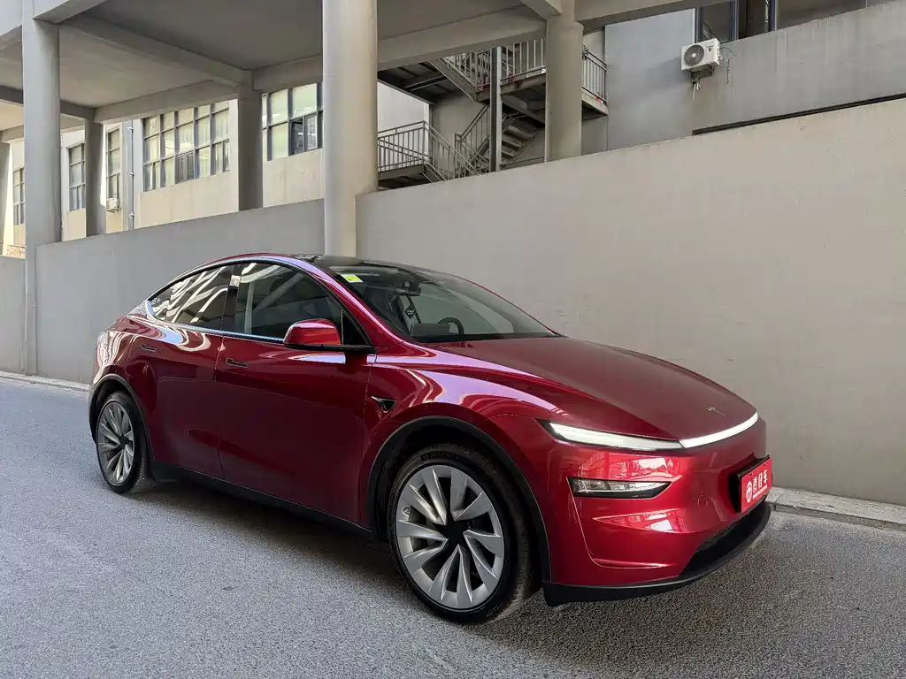 Model Y 2025 long-range all-wheel drive version купить на сайте DeffCars