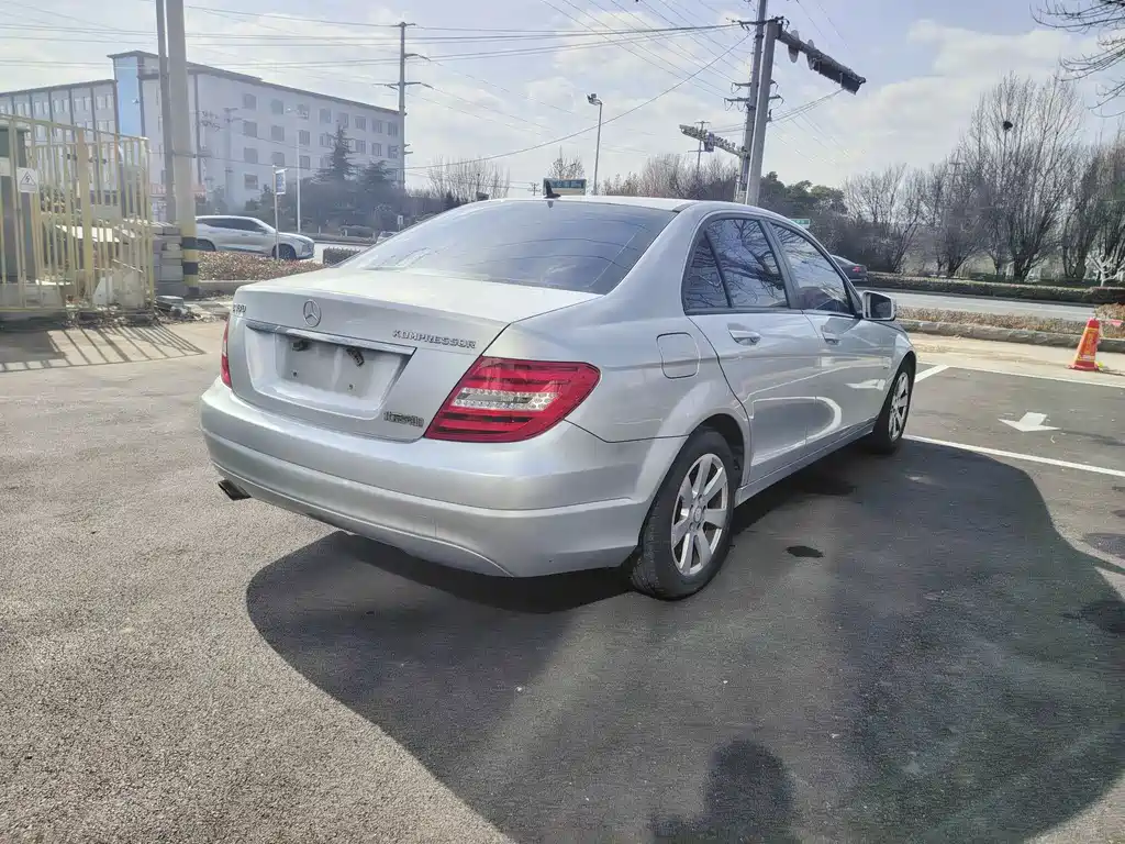 Mercedes-Benz C-Class 2011 C 180K Classic купить на сайте DeffCars