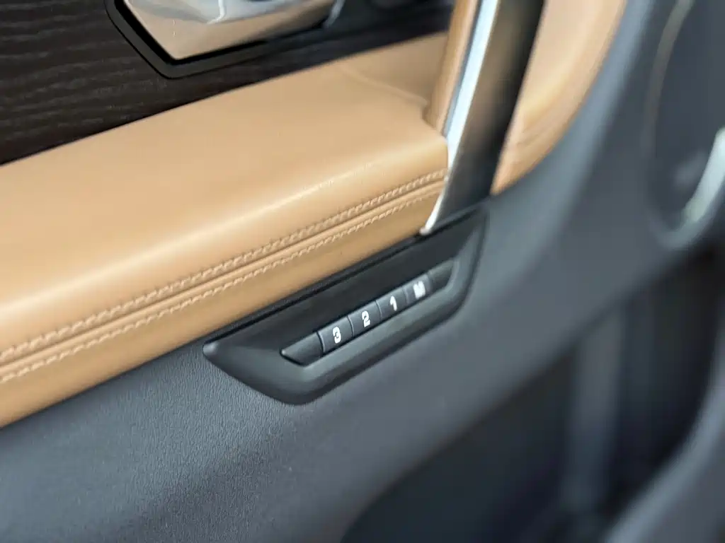 Discovery Sport 2024 Luxury Customized Edition купить на сайте DeffCars