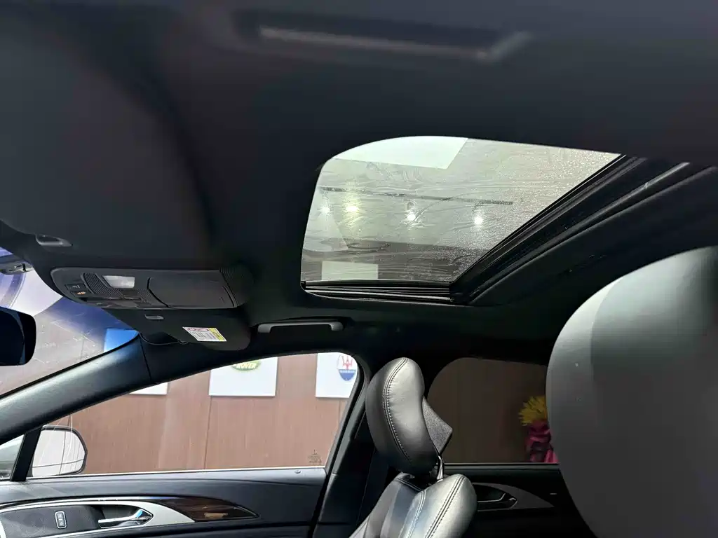 Lincoln MKZ 2017 2.0T Exclusive Edition купить на сайте DeffCars