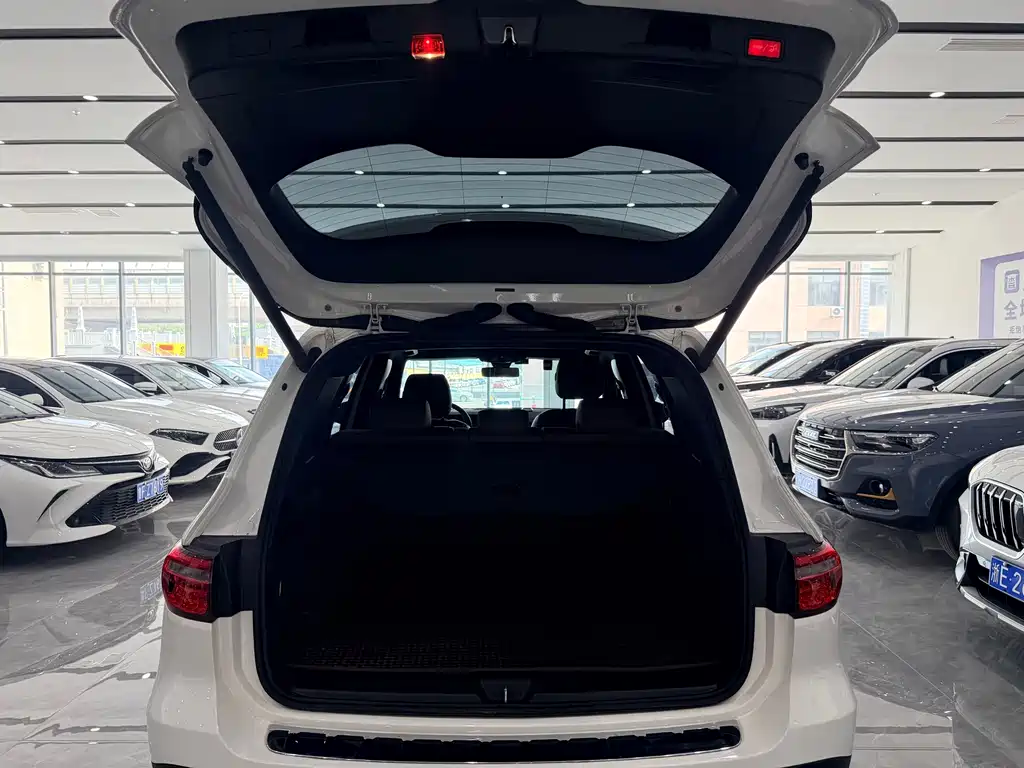 Mercedes GLB 2020 180 Dynamic купить на сайте DeffCars