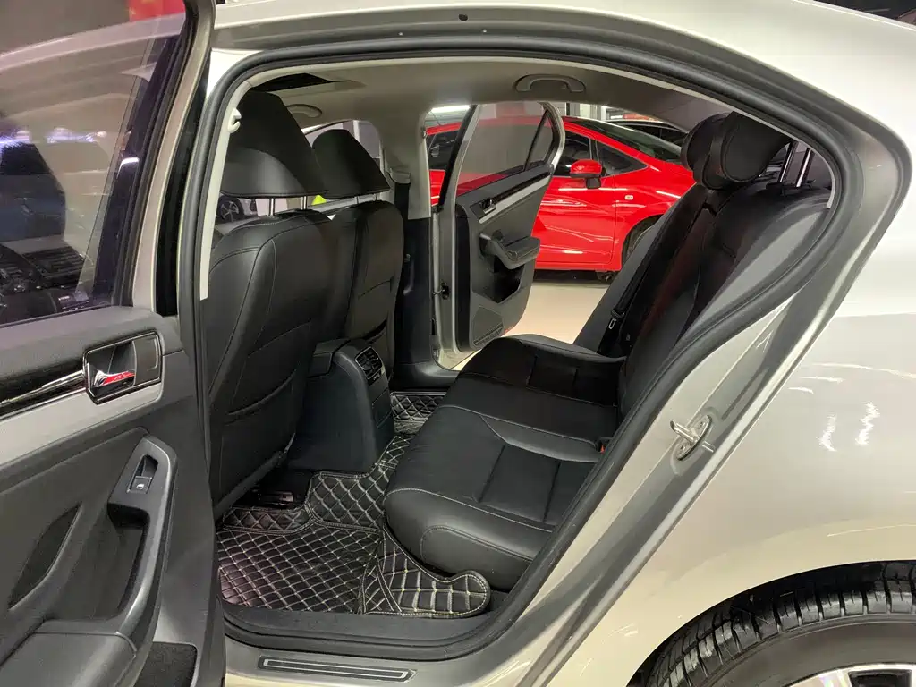Sagitar 2018 280TSI DSG comfort model купить на сайте DeffCars