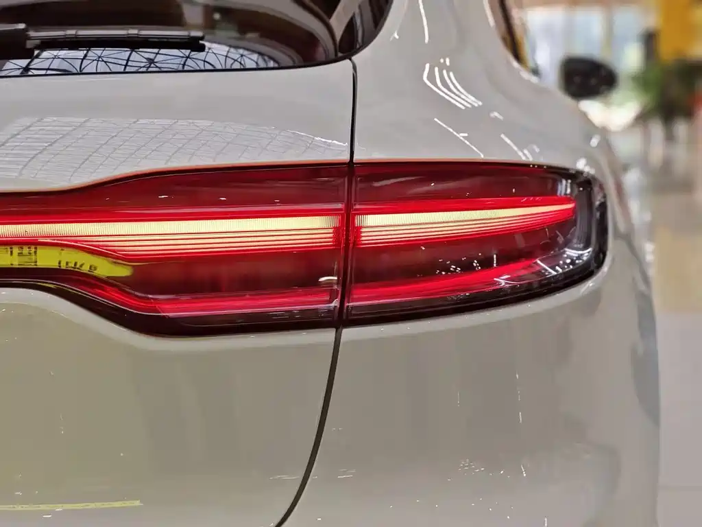 Macan 2018 Macan 2.0T купить на сайте DeffCars