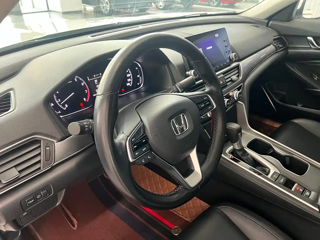 Accord 2018 260TURBO Elite Edition National VI купить на сайте DeffCars