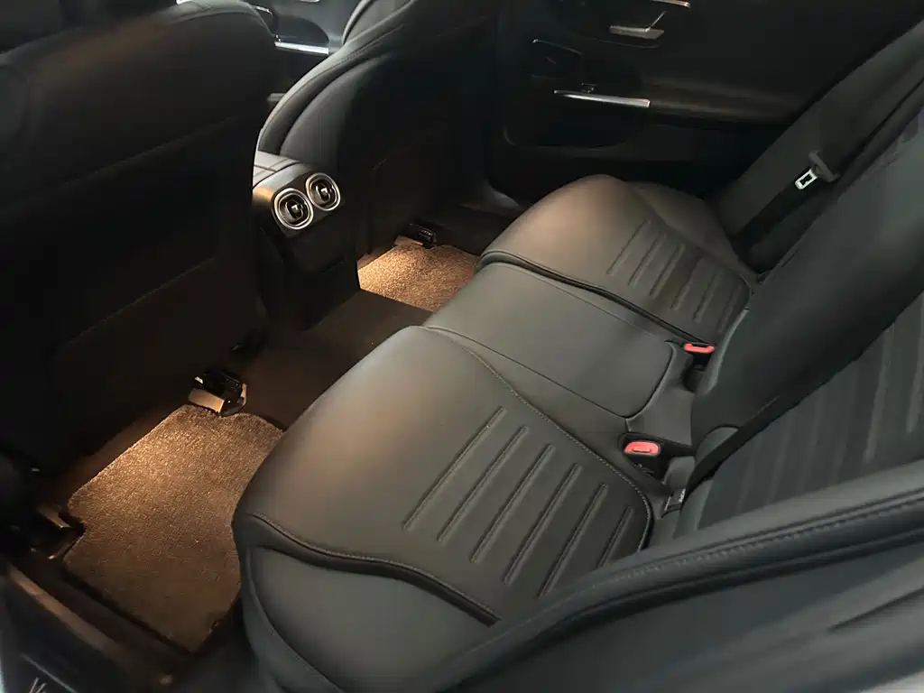 Mercedes-Benz C-Class 2025 C 260 L купить на сайте DeffCars