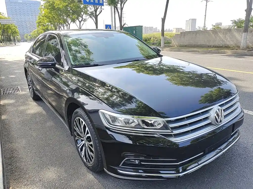 Huiang 2018 facelift 380TSI two-wheel drive business version купить на сайте DeffCars