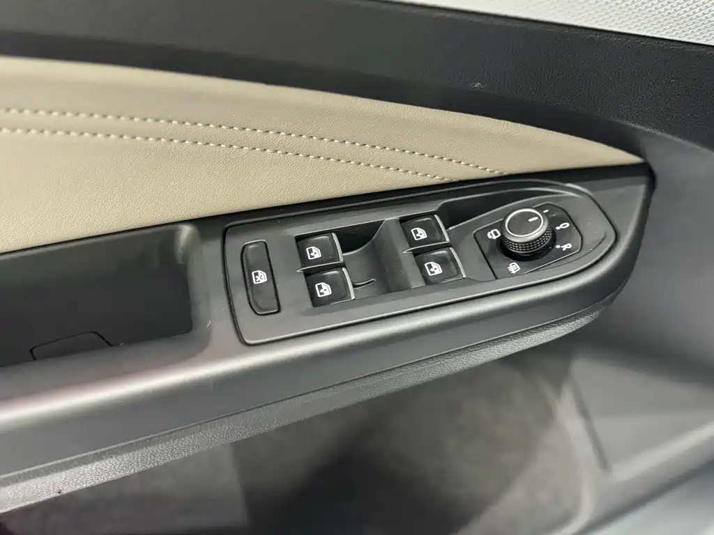 Golf 2023 280TSI DSG Pro купить на сайте DeffCars