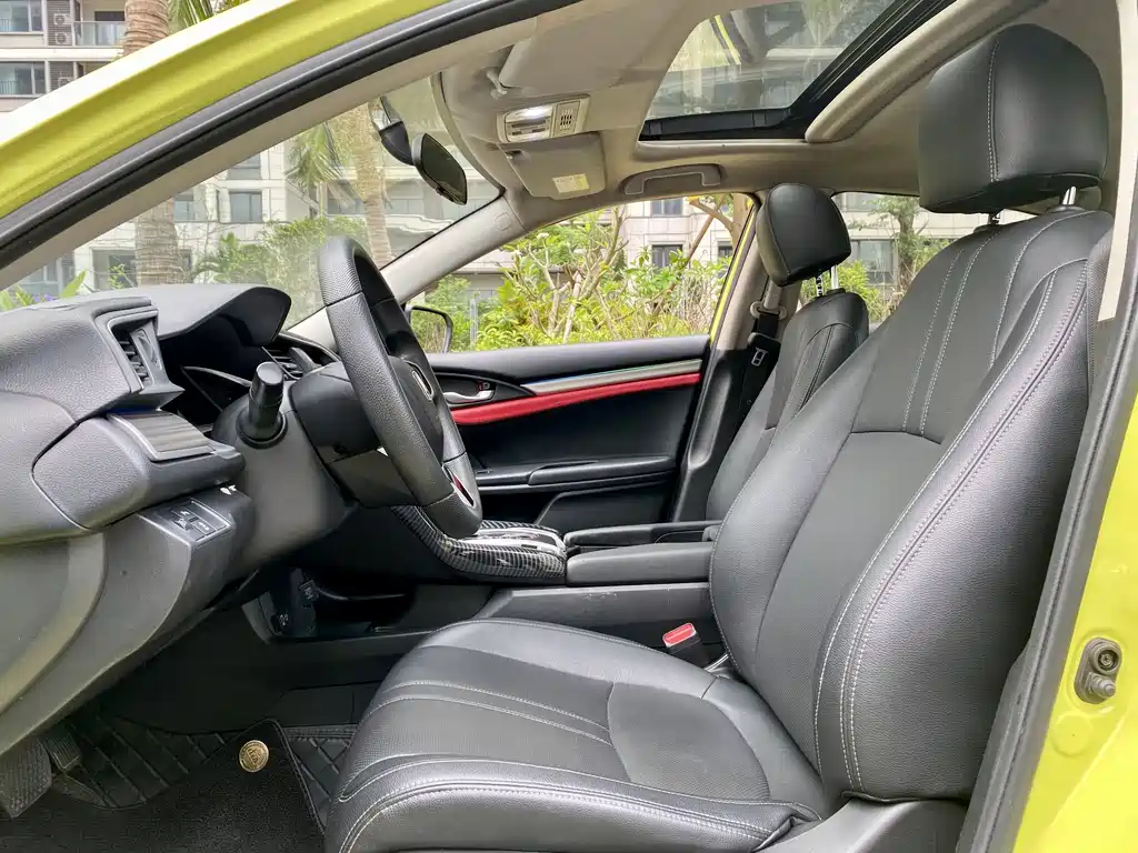 Civic 2019 220TURBO CVT Dynamic Edition National V купить на сайте DeffCars
