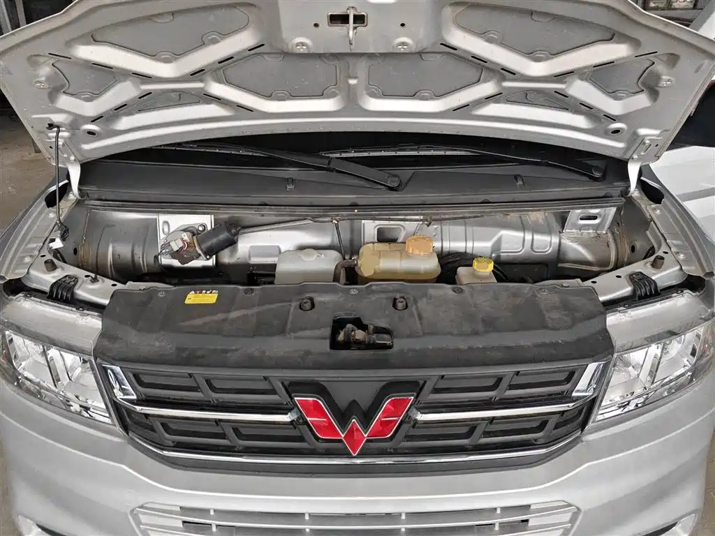 Wuling Rongguang new card 2021 1.8L basic single row dual rear wheel LJ479Q6 купить на сайте DeffCars