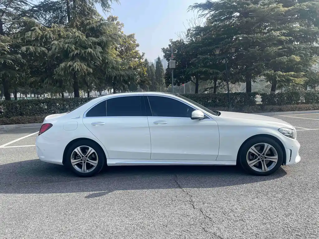 Mercedes-Benz C-Class 2019 C 260 L Sports Edition купить на сайте DeffCars