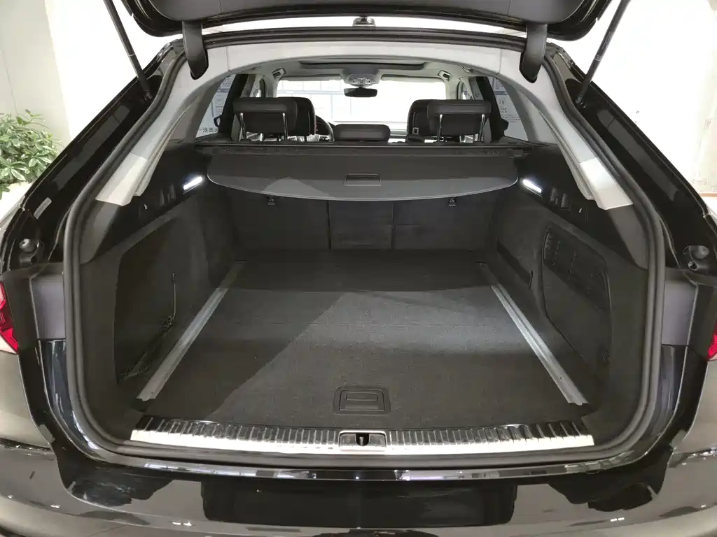 Audi A6 imported 2022 allroad quattro explorer 55 TFSI exclusive off-road model купить на сайте DeffCars