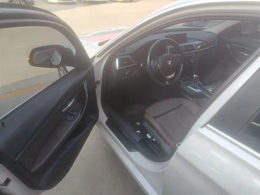 BMW 3 Series 2019 320Li Fashion Model купить на сайте DeffCars