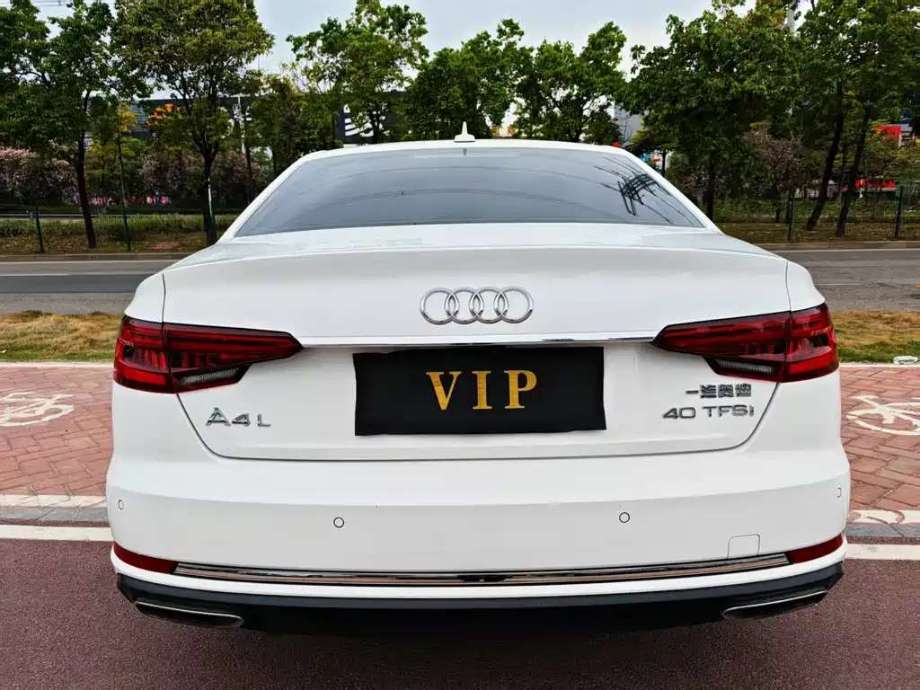 Audi A4L 2019 40 TFSI Enterprising National V купить на сайте DeffCars