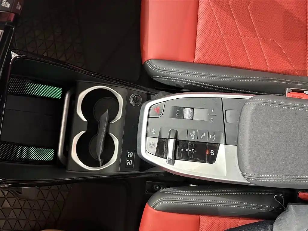 BMW X1 2023 sDrive25Li M Sports Package купить на сайте DeffCars