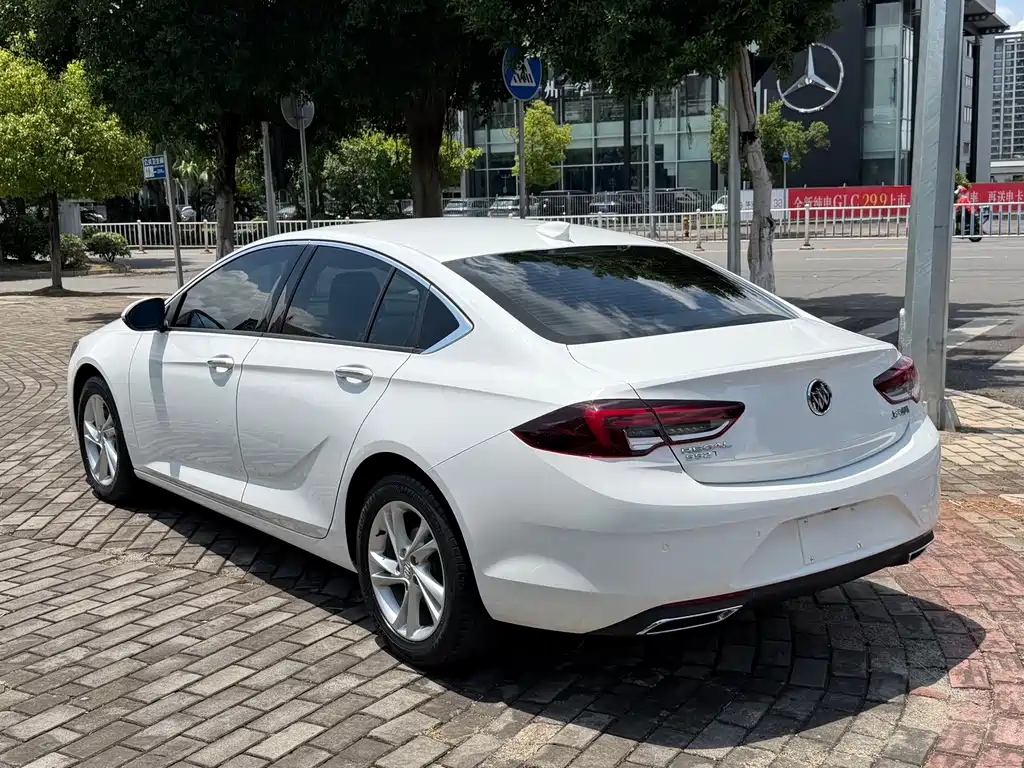 Regal 2021 552T Elite купить на сайте DeffCars