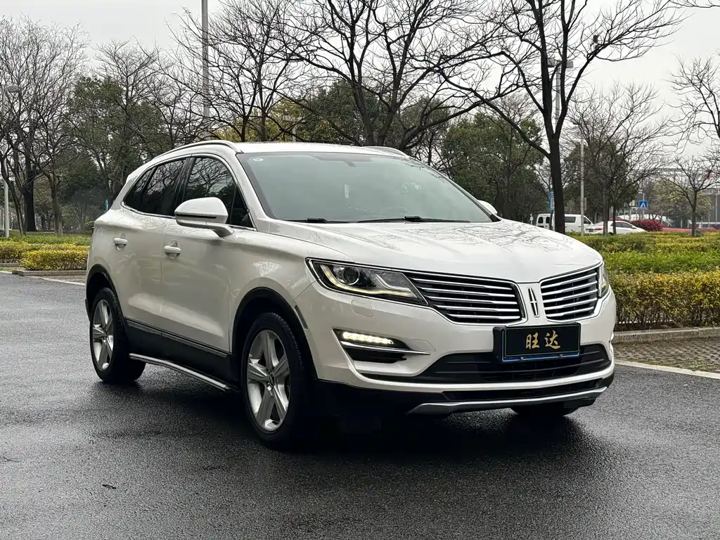 Lincoln MKC 2017 2.0T 2WD Exclusive Edition купить на сайте DeffCars
