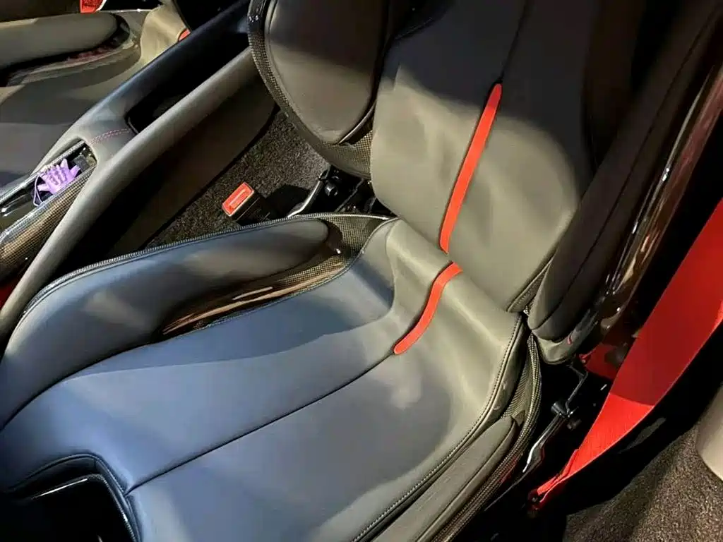 Ferrari 296 2021 3.0T V6 GTB купить на сайте DeffCars