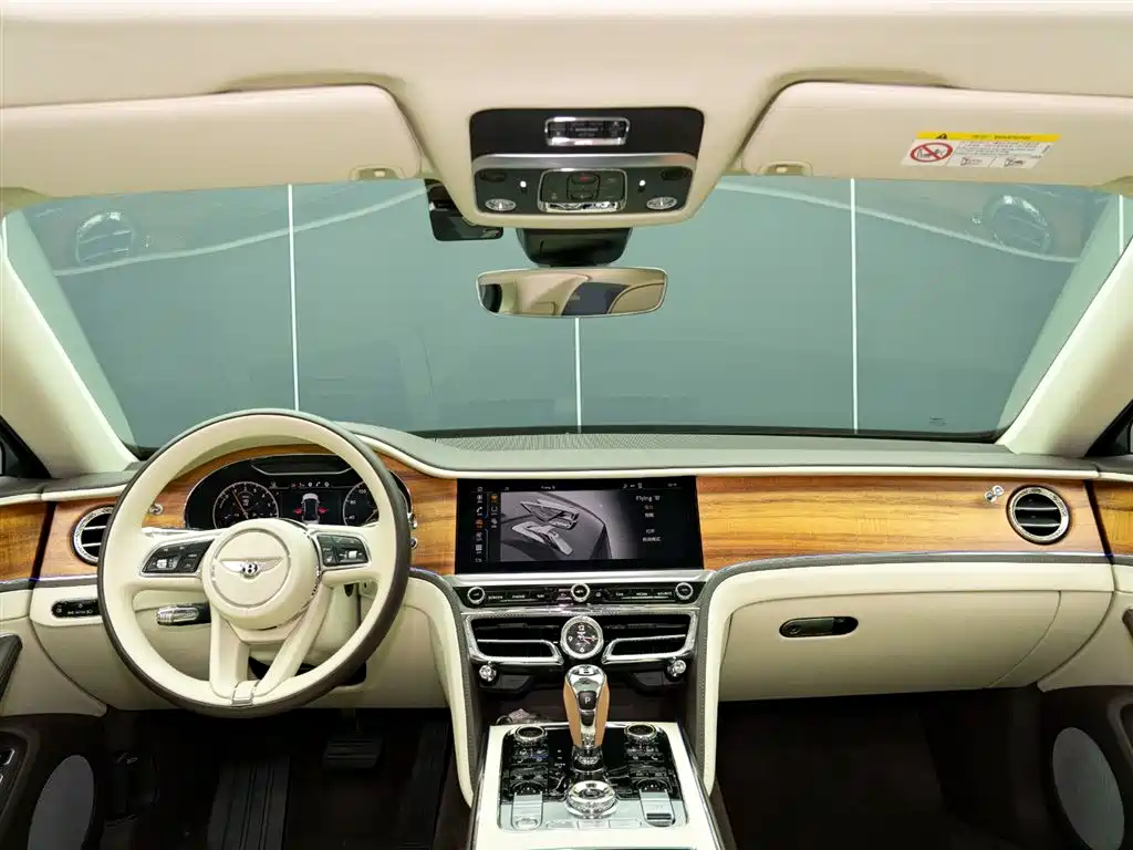 Flying Spur plug-in hybrid 2022 2.9T V6 Hybrid купить на сайте DeffCars