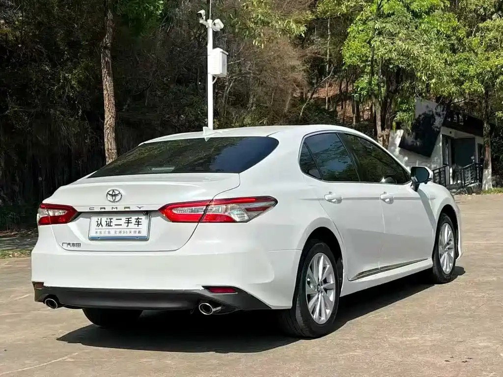 Camry 2022 2.0GVP Leading Edition купить на сайте DeffCars