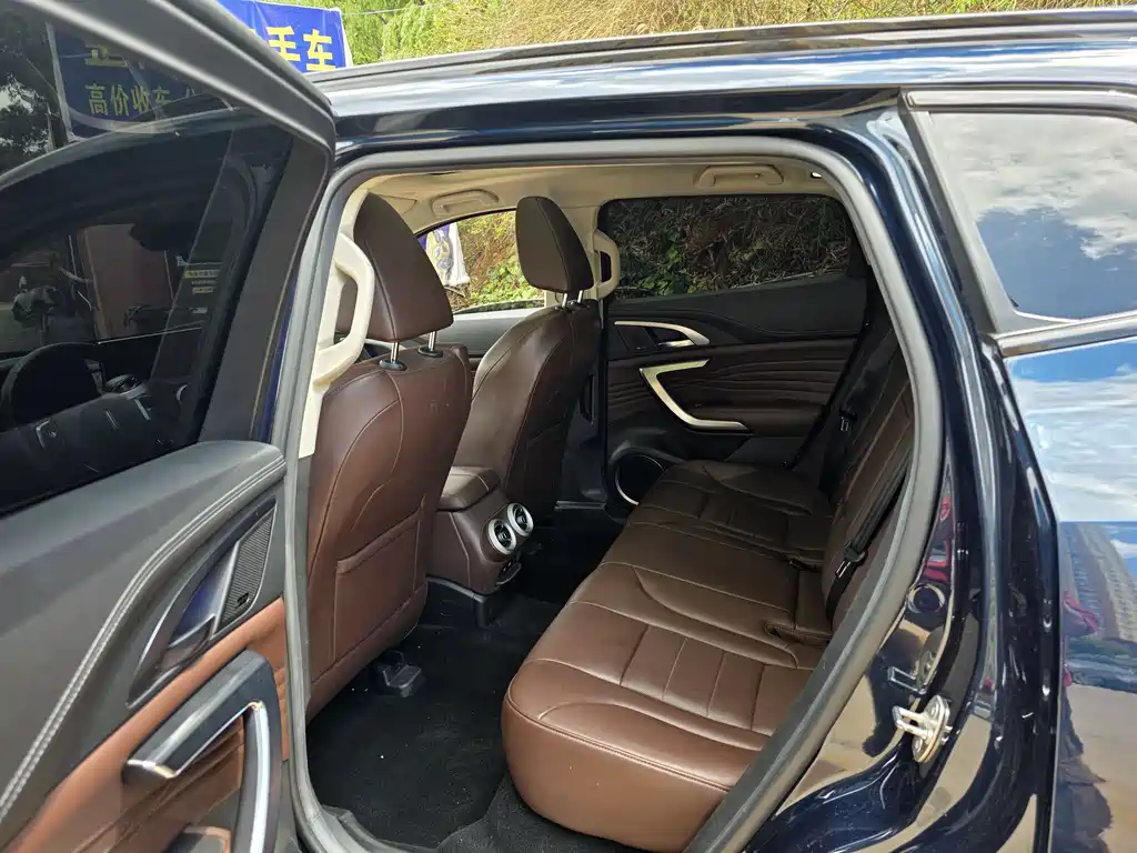 Wei brand VV7 2020 2.0T flagship model купить на сайте DeffCars