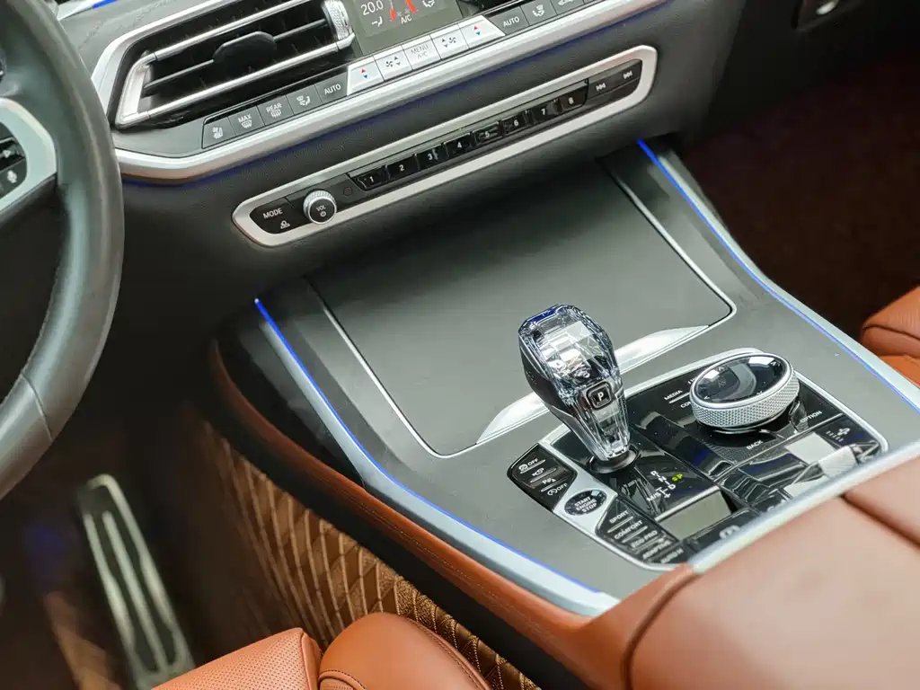 BMW X7 2022 xDrive40i Exclusive M Sports Package купить на сайте DeffCars