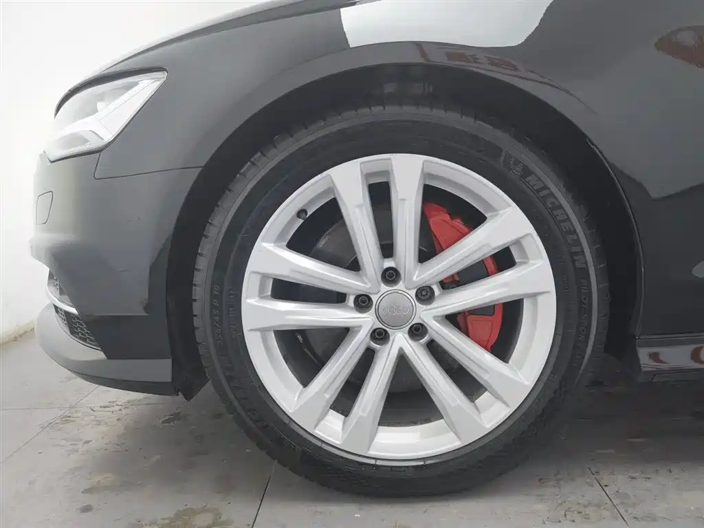 Audi A6L 2018 30th anniversary model 45 TFSI quattro sporty купить на сайте DeffCars