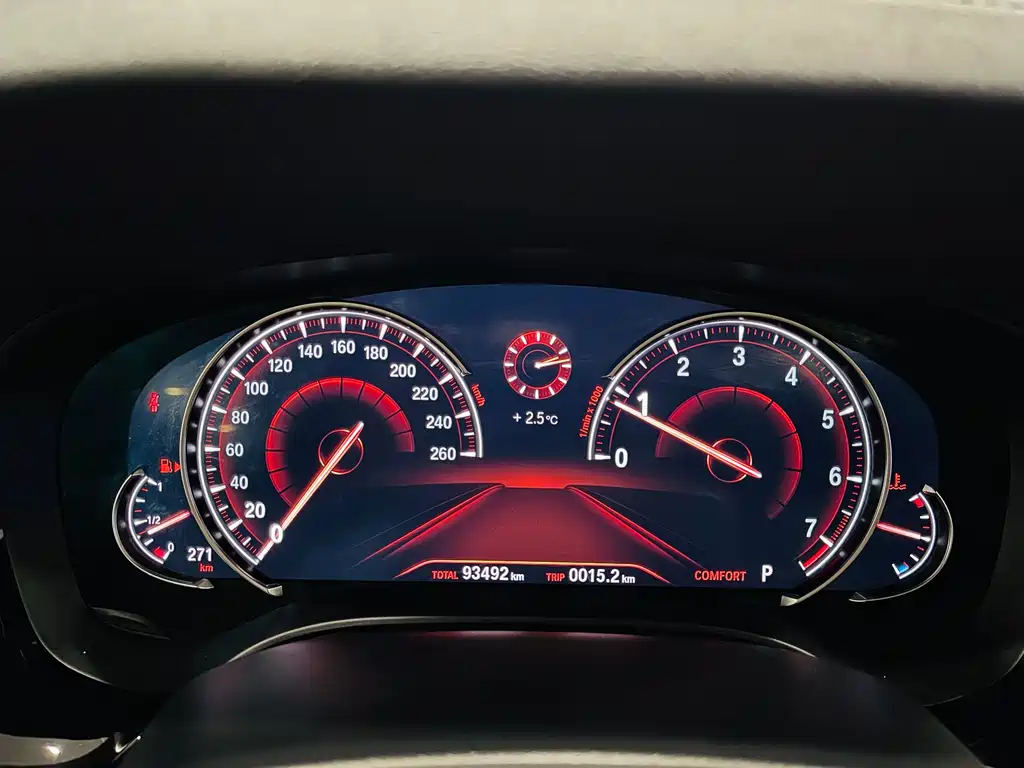 BMW 6 Series GT 2018 640i xDrive M Sports Package купить на сайте DeffCars