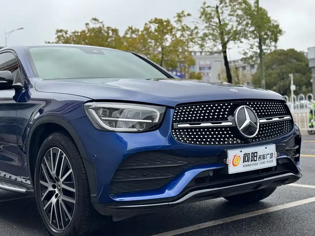 Mercedes-Benz GLC Coupe 2020 GLC 300 4MATIC Coupe SUV купить на сайте DeffCars