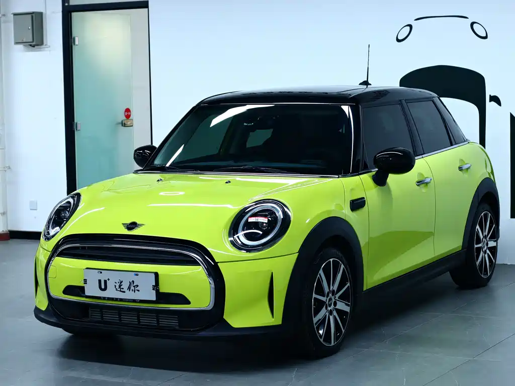 MINI 2023 facelift 1.5T COOPER Artist five-door version купить на сайте DeffCars
