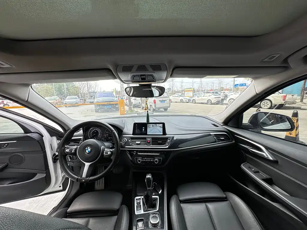 BMW 1 Series 2019 118i M Sports Package купить на сайте DeffCars