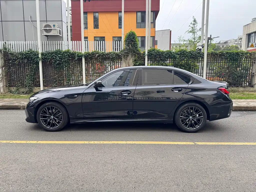 BMW 3 Series 2023 325Li M Sports Night Package купить на сайте DeffCars