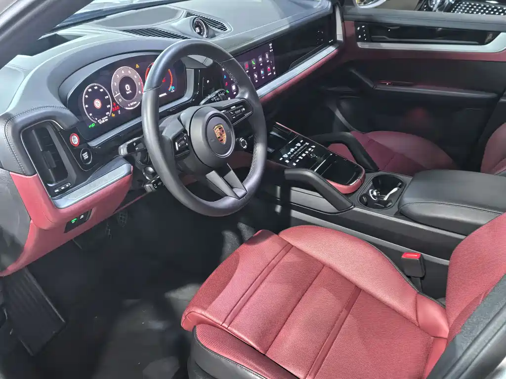 Cayenne 2025 Cayenne 3.0T купить на сайте DeffCars