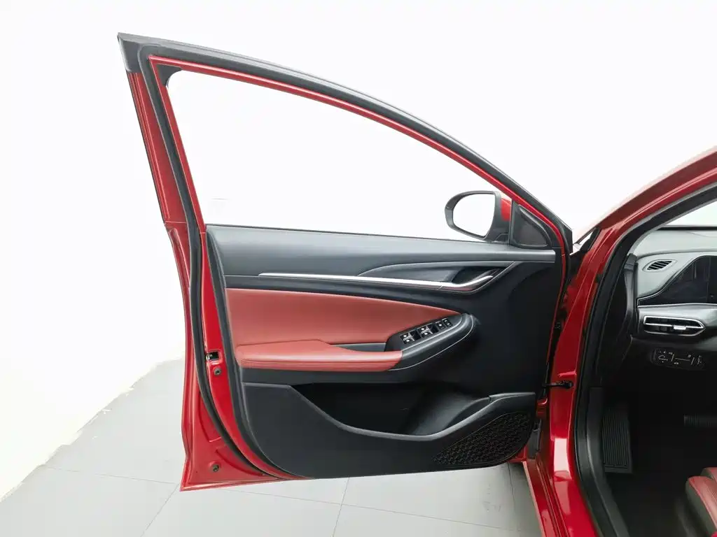 EADO 2020 PLUS Blue Whale NE 1.4T GDI DCT flagship model купить на сайте DeffCars