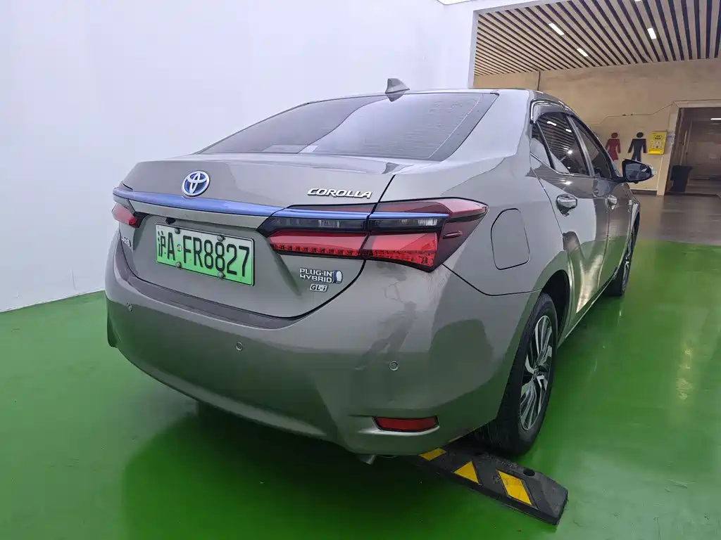 Corolla Dual Engine E+ 2019 1.8L E-CVT Deluxe Edition купить на сайте DeffCars