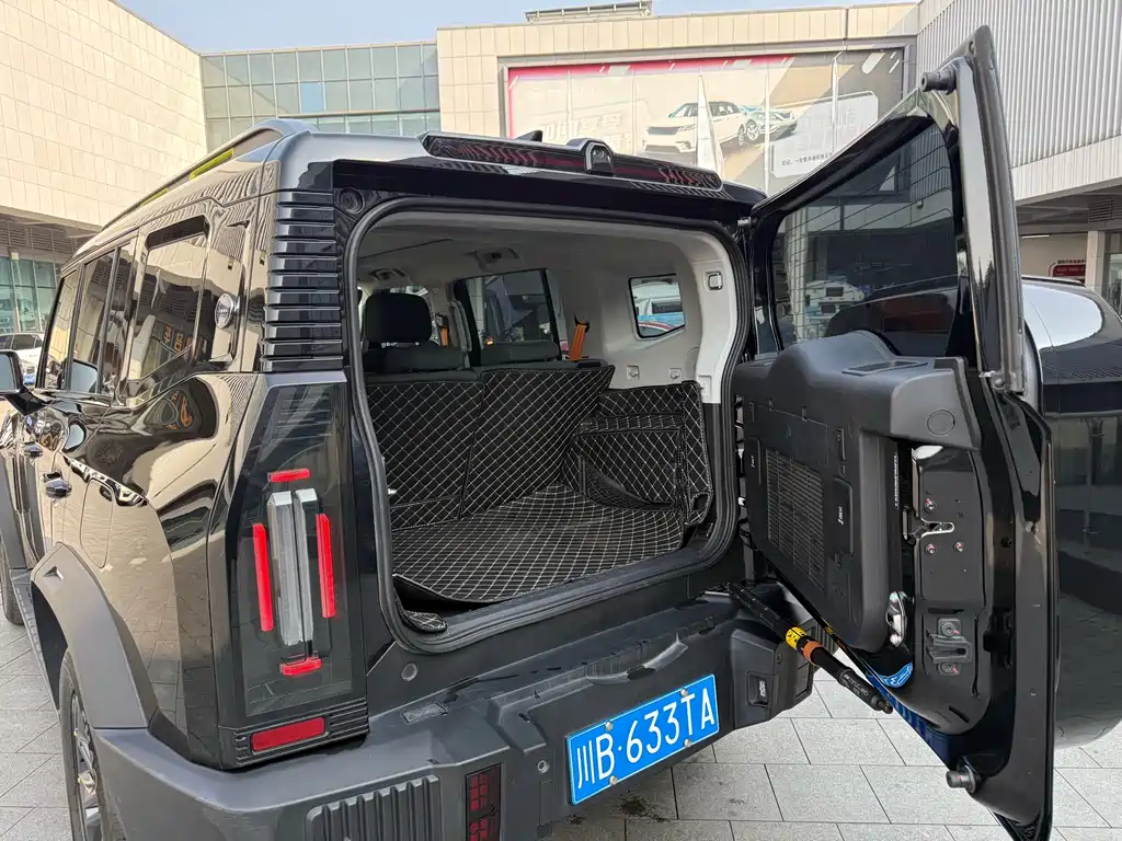 Jietu Traveler 2023 2.0T four-wheel drive crossover PRO купить на сайте DeffCars
