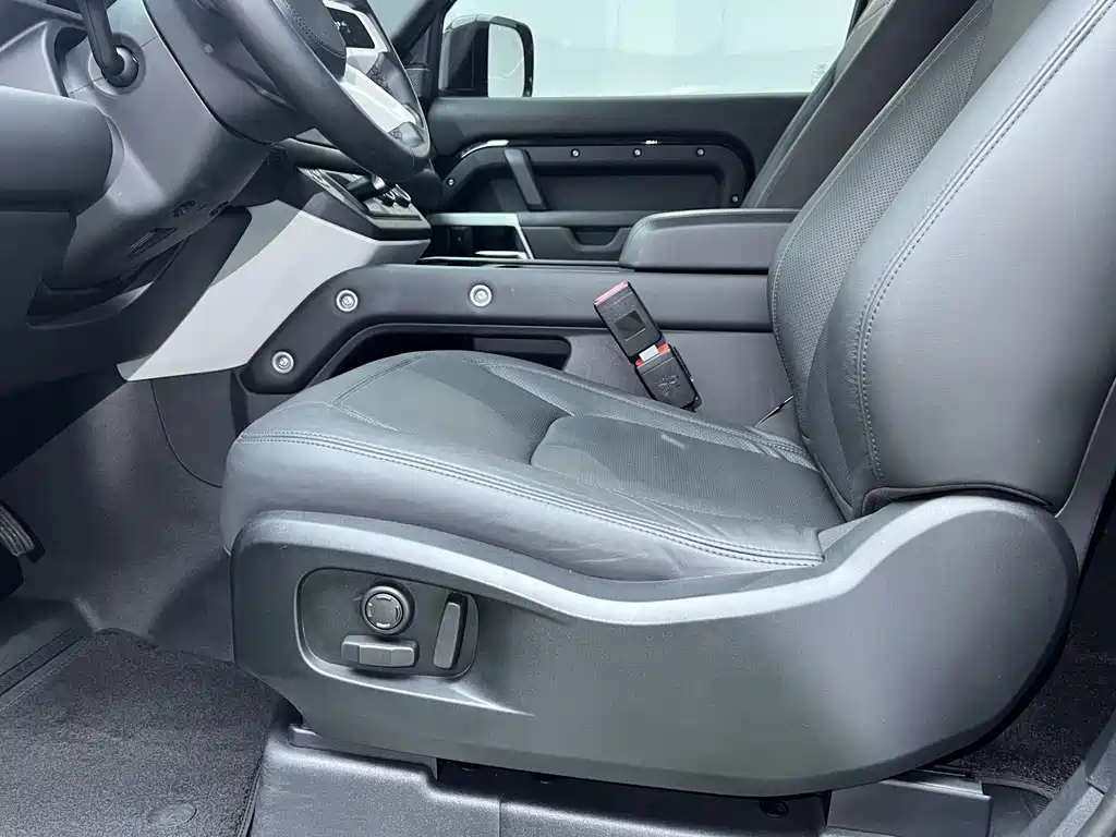 Land Rover Defender 2023 facelift 90 3.0T P400 XS купить на сайте DeffCars