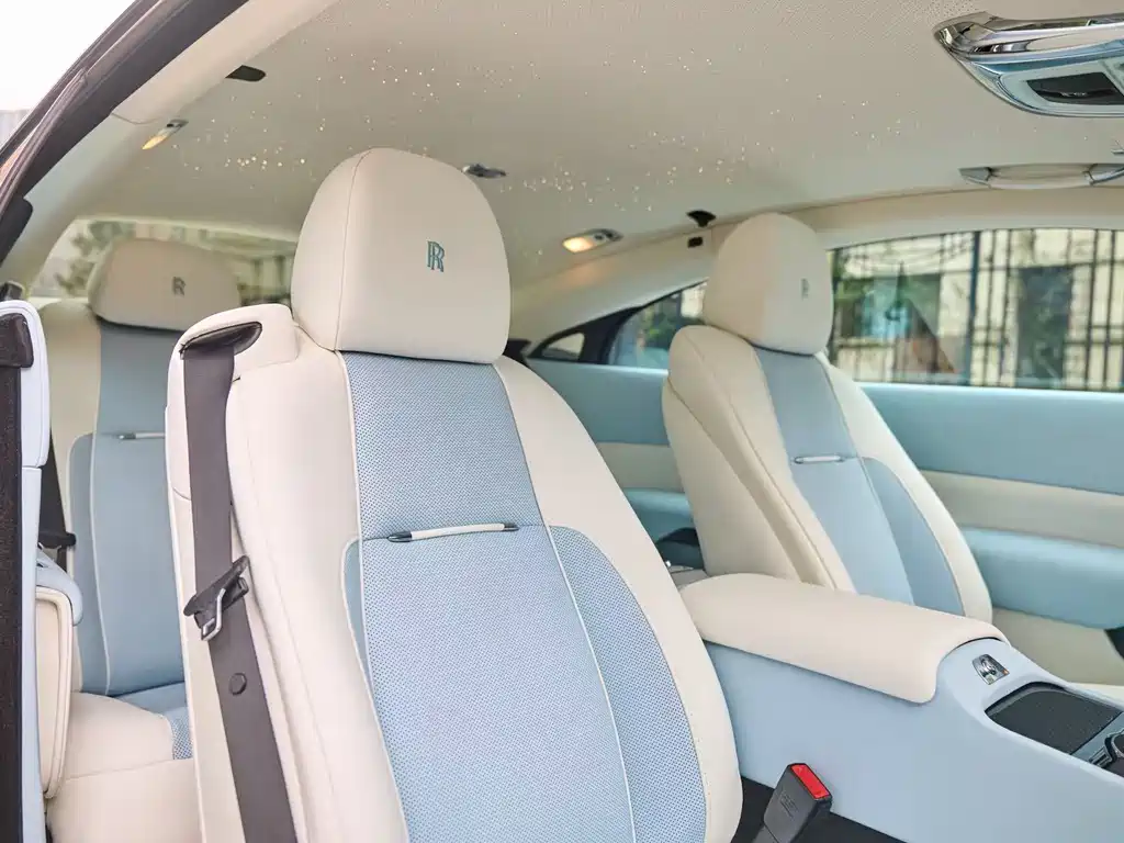 Phantom 2013 6.6T standard model купить на сайте DeffCars