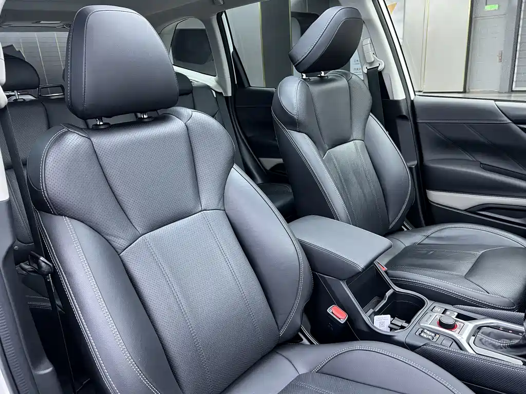 Forester 2022 2.0i AWD Deluxe Edition купить на сайте DeffCars