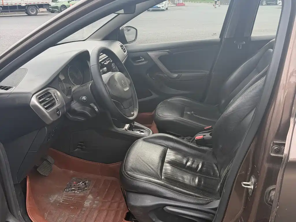 Peugeot 301 2014 1.6L Automatic Premium Edition купить на сайте DeffCars