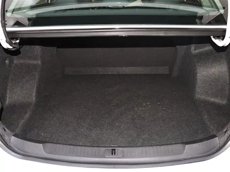Cruze 2022 320 Automatic Sunroof Edition купить на сайте DeffCars