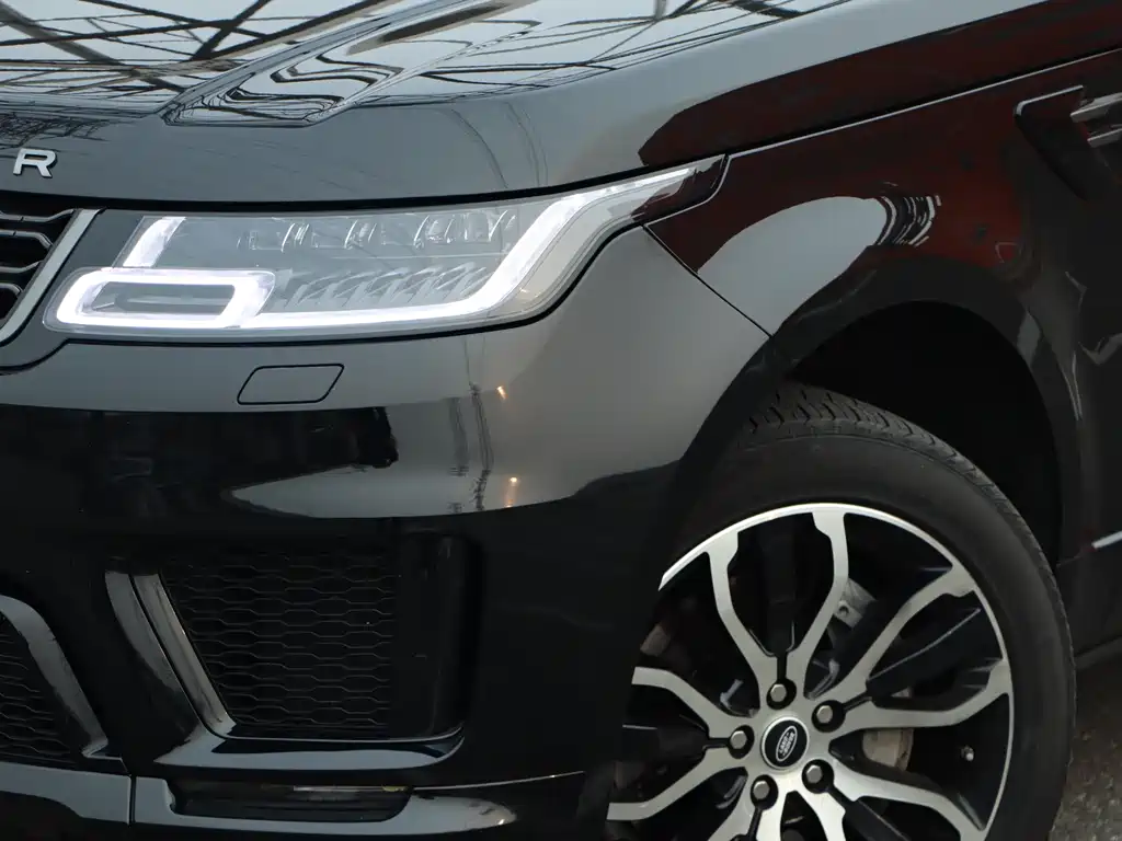 Range Rover Sport 2020 3.0 L6 HSE DYNAMIC купить на сайте DeffCars