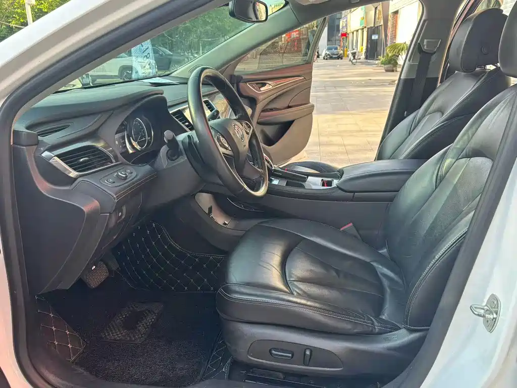LaCrosse 2019 28T luxury model купить на сайте DeffCars