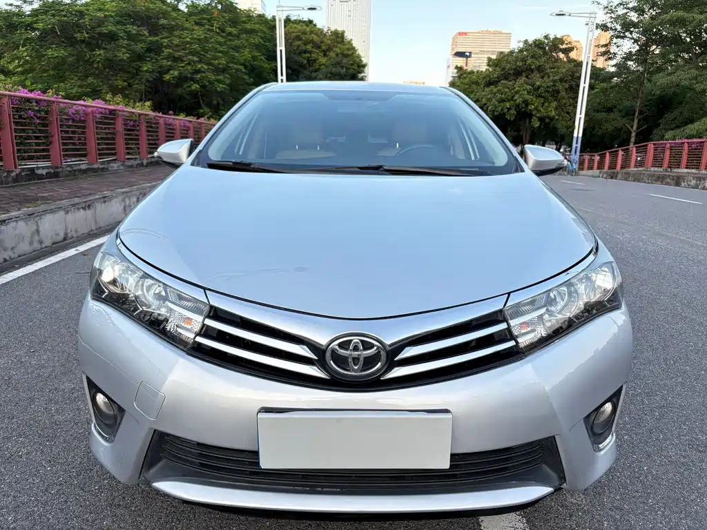 Corolla 2014 1.6L CVT GL купить на сайте DeffCars
