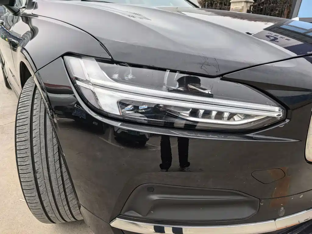 Volvo S90 2022 B5 Zhiyuan Luxury Edition купить на сайте DeffCars