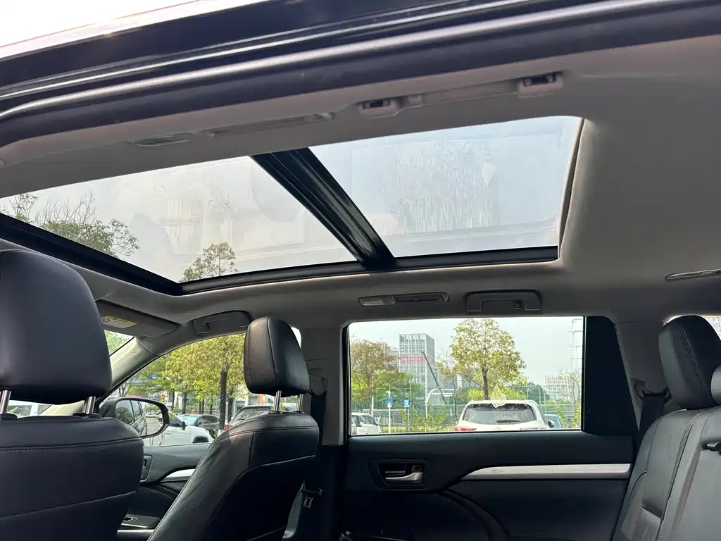 Highlander 2018 2.0T four-wheel drive luxury version, 7 seats, National VI купить на сайте DeffCars