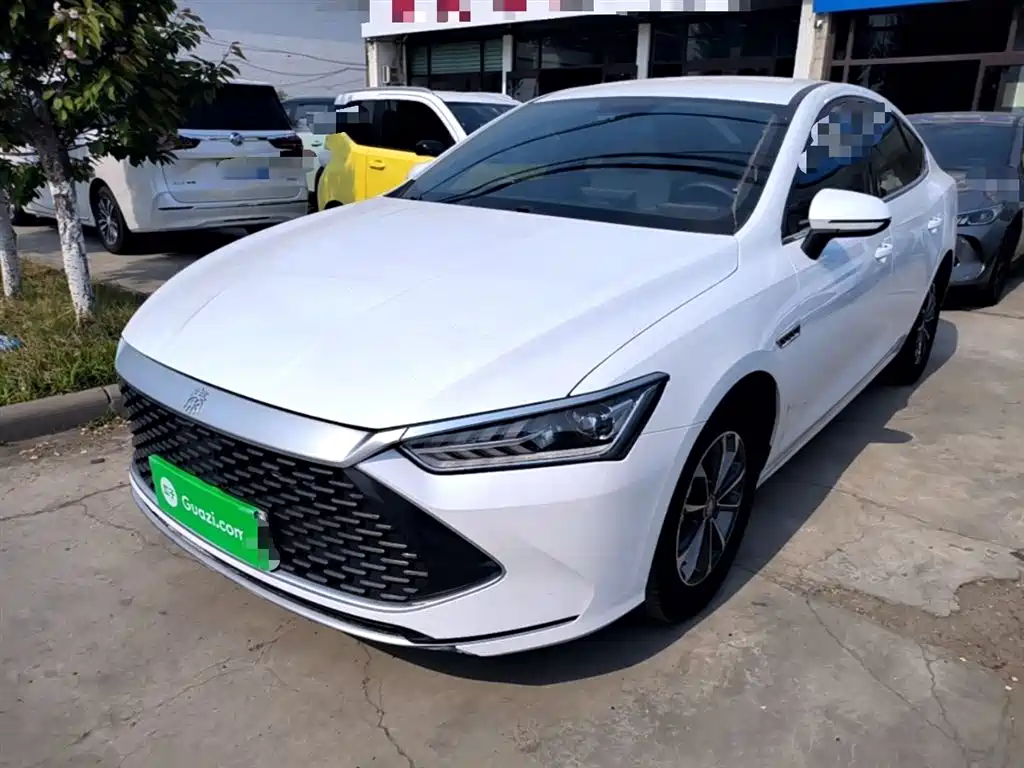 Qin PLUS 2024 Honor Edition DM-i 55KM Leading Model купить на сайте DeffCars