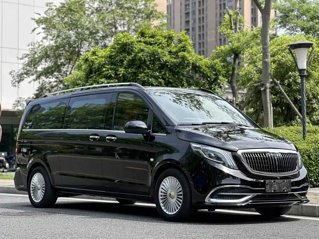Vito 2023 2.0T Business Edition 7 seats купить на сайте DeffCars