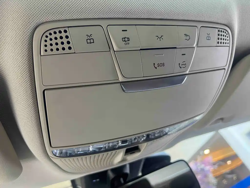 Mercedes-Benz E-Class 2023 E 300 L Luxury Model купить на сайте DeffCars